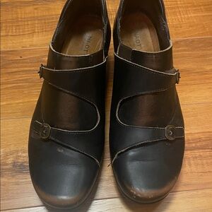 Naot Black brown Leather Mules